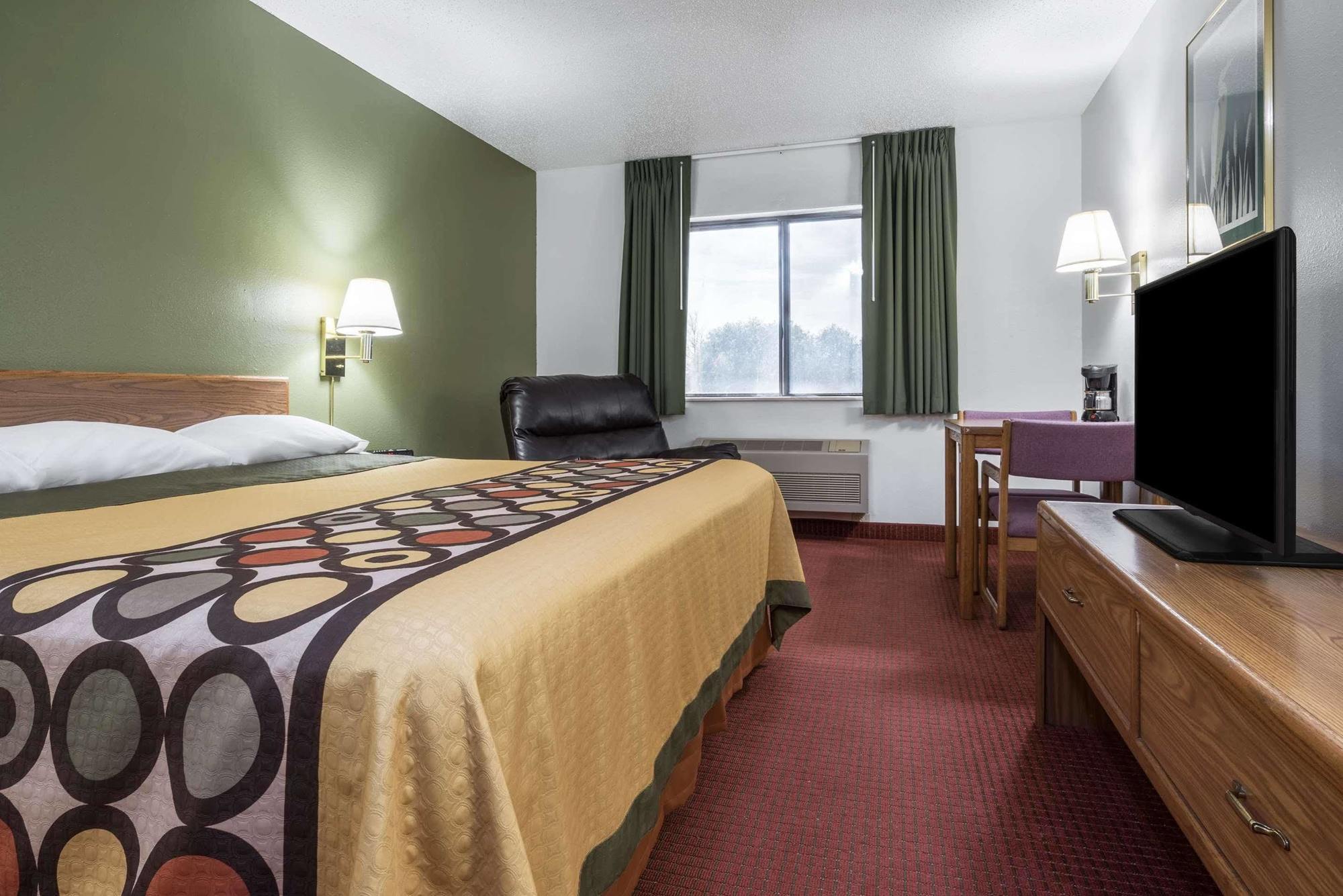 Super 8 By Wyndham Fond Du Lac Dış mekan fotoğraf
